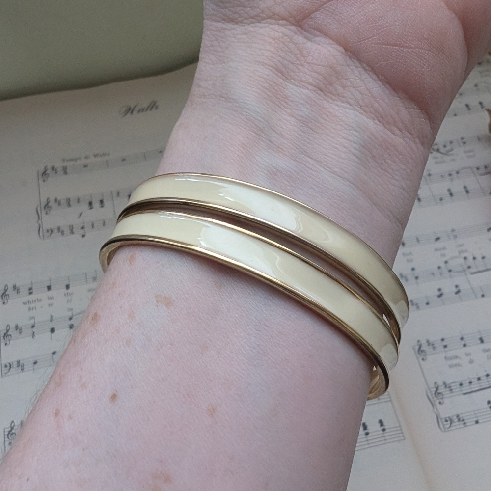 Cream and Gold Bangle Set